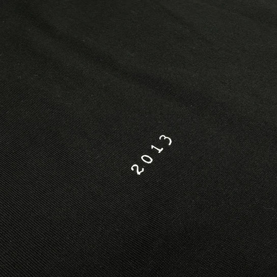 SNAKE YEARS BLACK TEE