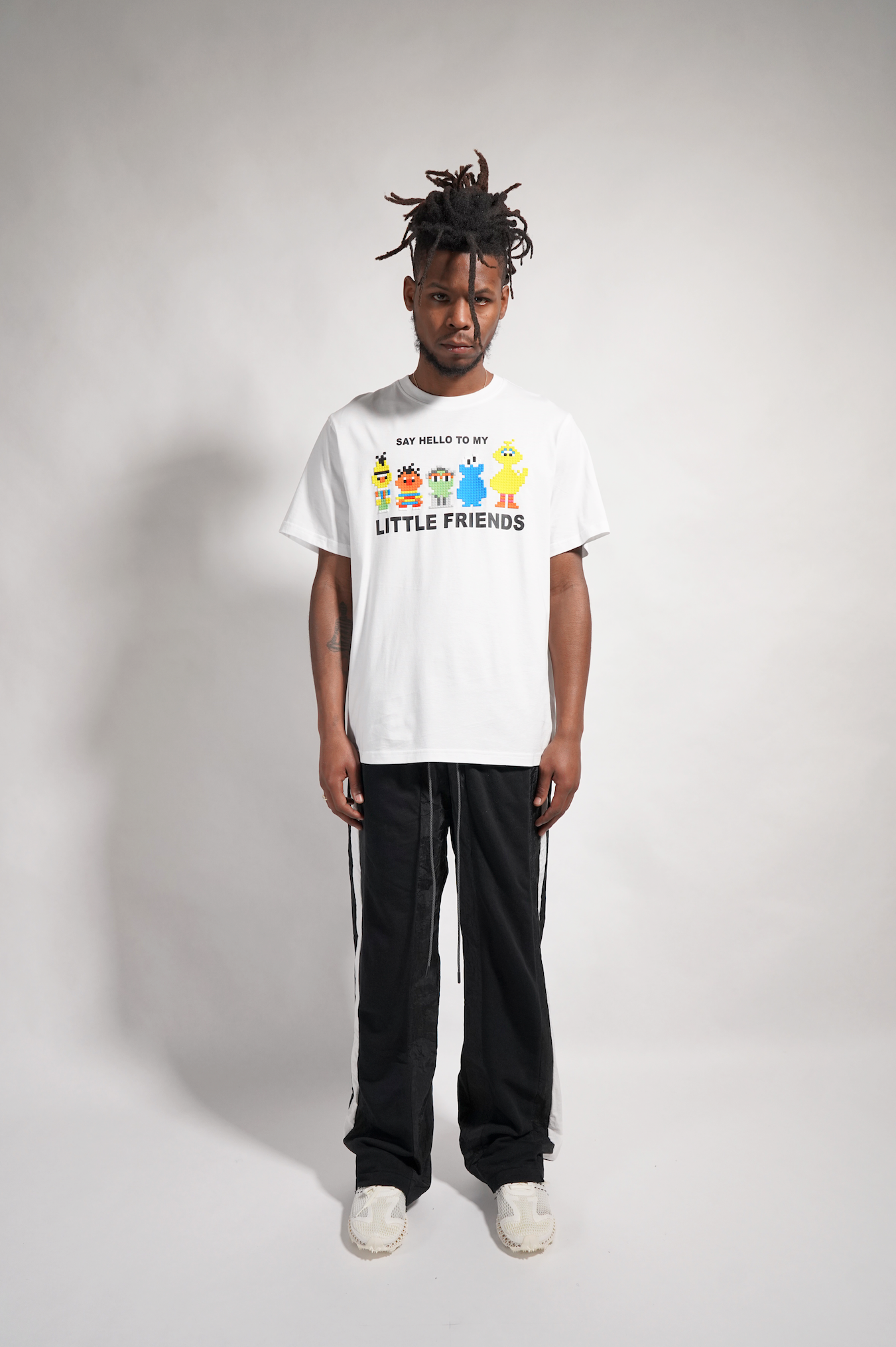 LITTLE FRIENDS TEE